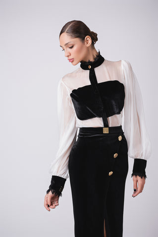 Velour pencil skirt with 3 gold buttons, front slit and lace trim Velour pencil skirt with 3 gold buttons, front slit and lace trim