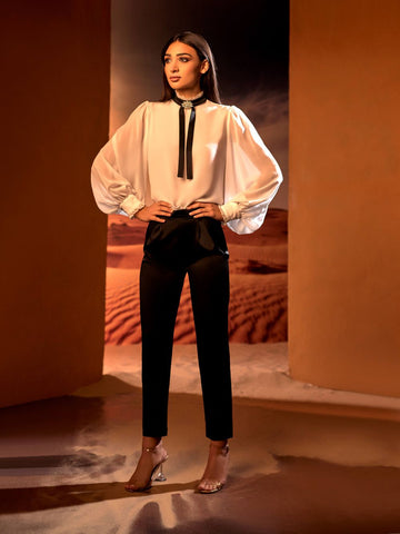 Trouser with waistband and High neck blouse