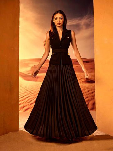 Sleeveless blazer and Pleated long skirt